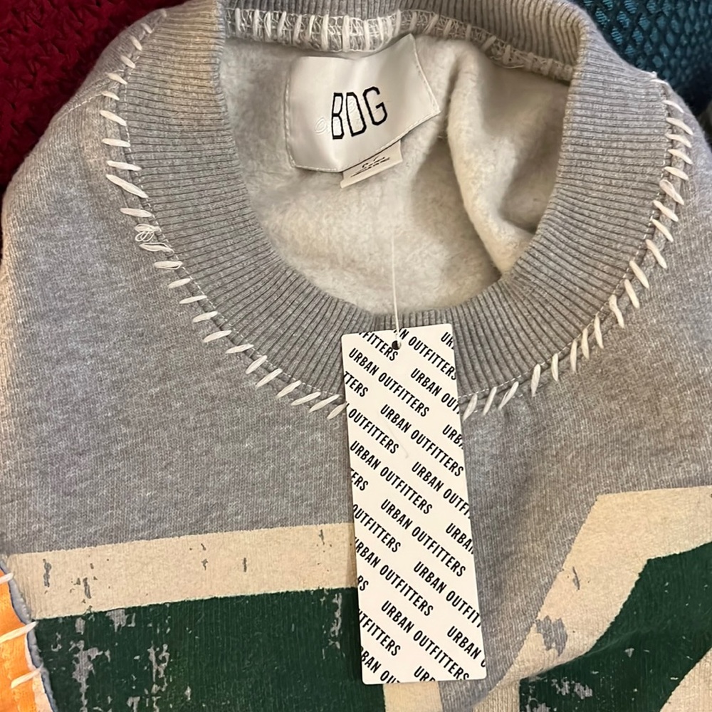 BDG Urban Outfitters Martina Spliced Crew Neck Sweatshirt Pullover - Picture 8 of 9